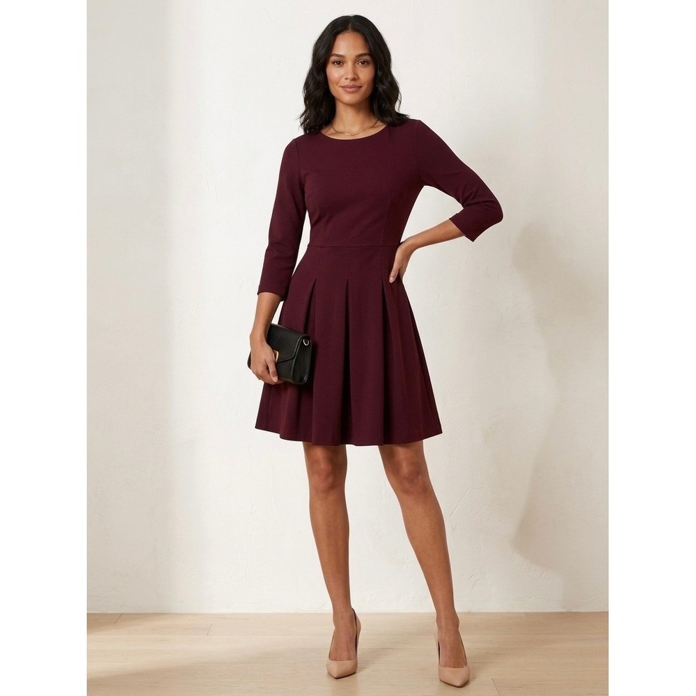 Banana Republic Burgundy Ponte Fit and Flare Pleated Dress 3/4 Sleeve Size 6